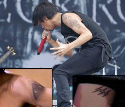 One Ok Rock（ワンオクロック） TAKAの左上腕のタトゥー
